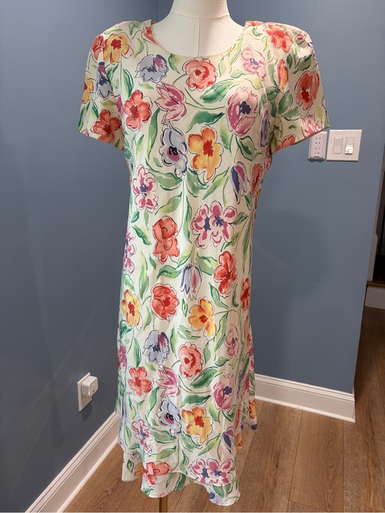 Liz Claiborne Dresses & Skirts - Vintage Liz Claiborne Dresses 100% Silk Watercolor Floral Midi Dress Size 8